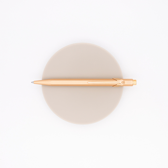 Caran d'Ache 849 Penna Sfera Brut Rosè con astuccio