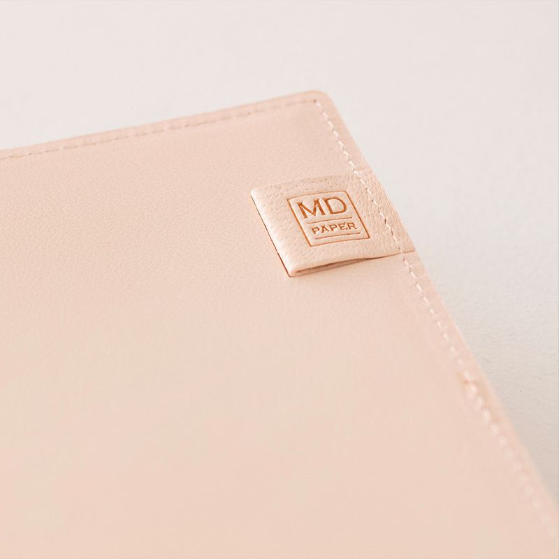 Md Paper Cover A6 in Pelle