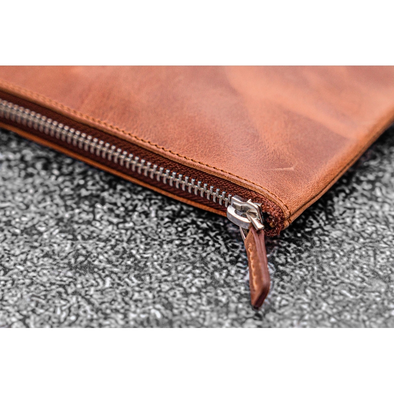 Galen Leather Slip-N-Zip Portapenne in Pelle 4 Posti Crazy Horse Tan