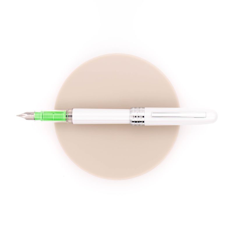 Platinum Plaisir Aura Fountain Pen Healing Green Special Edition
