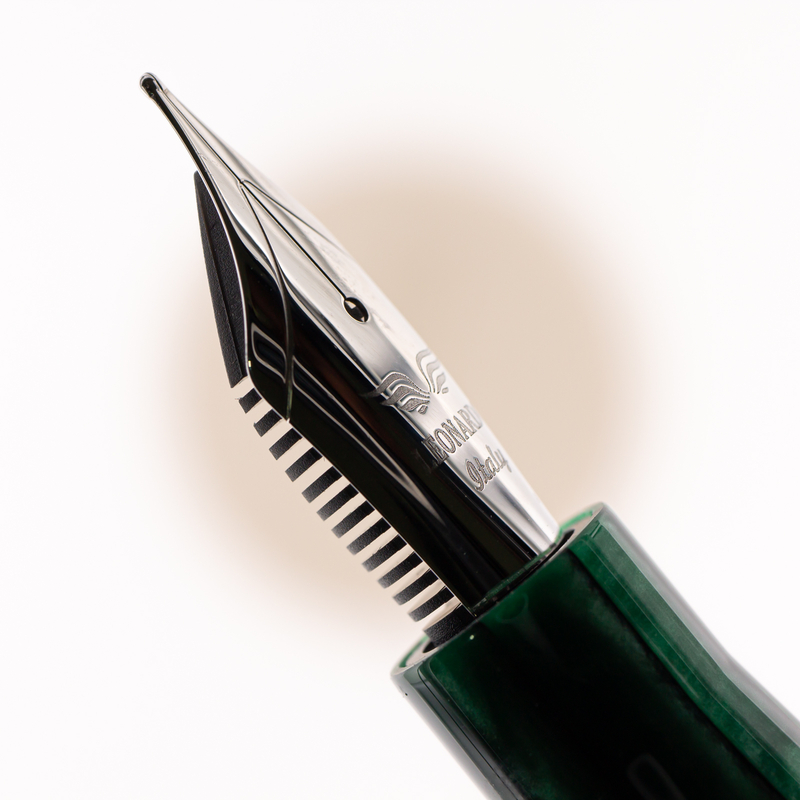 Leonardo Officina Italiana Momento Zero Fountain Pen Horn & Rhodium