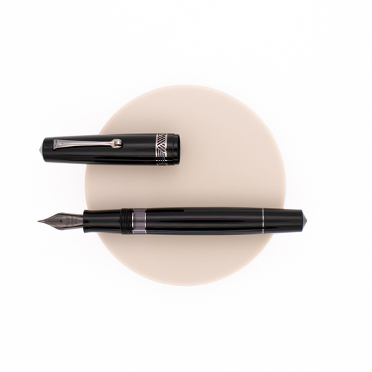 Leonardo Momento Magico Penna Stilografica Anima Nera Glossy & Rutenio