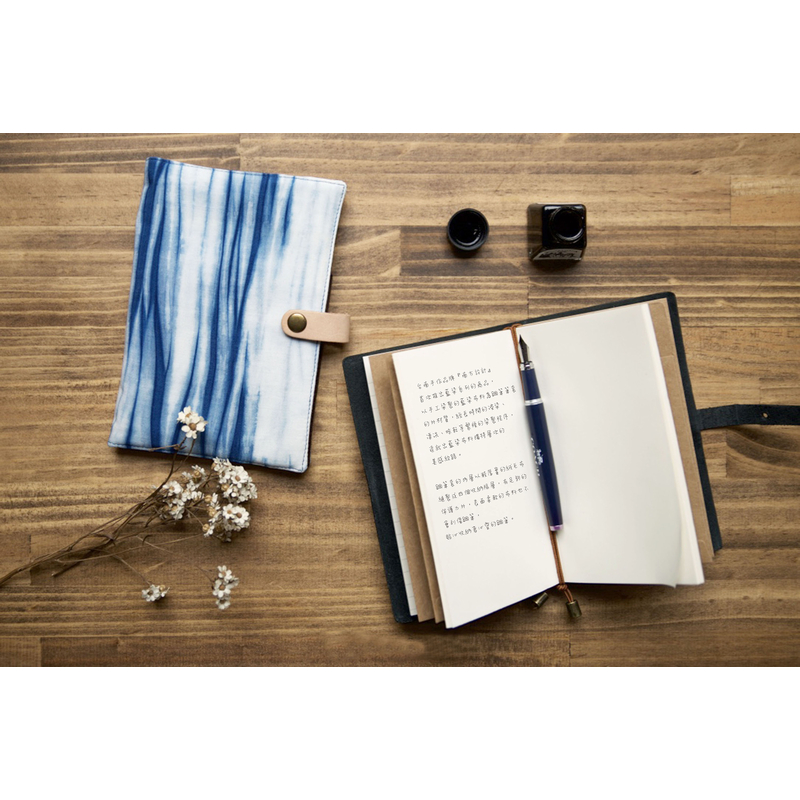 Kyoku Haku Pen Case for 7 Pens Indigo River