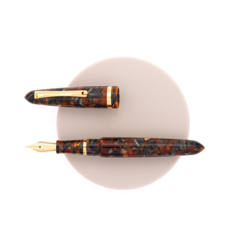 Montegrappa Venetia Fountain Pen Plume Agate