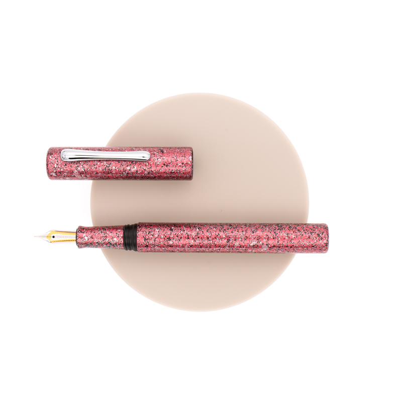 Taccia Taccia Granite Stone Fountain Pen Red