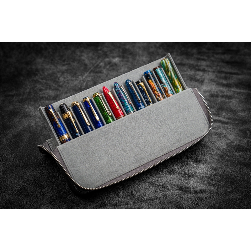 Galen Leather Galen Leather Magnum Opus 12 Slots Pen Case Crazy Horse Smoky Grey