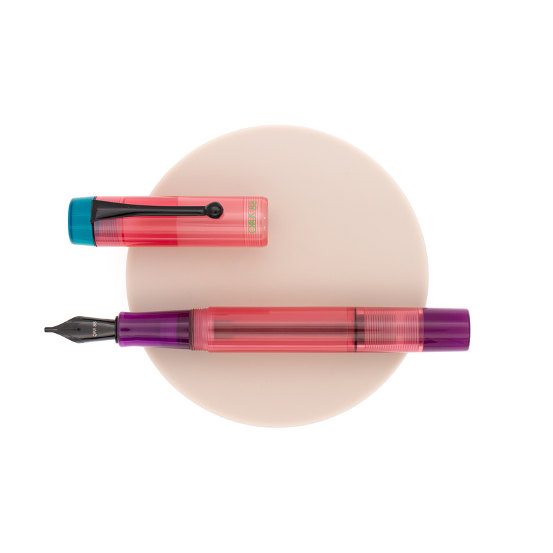 Opus 88 Opus 88 Demonstrator Penna Stilografica Rosa Edizione Speciale 2024