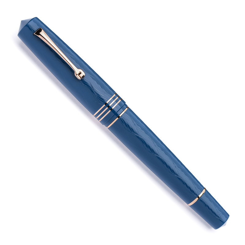 Leonardo Officina Italiana Leonardo Momento Zero Grande 2.0 L'Arte del Guillochè Penna Stilografica Iris Blue & Oro Rosa 14k