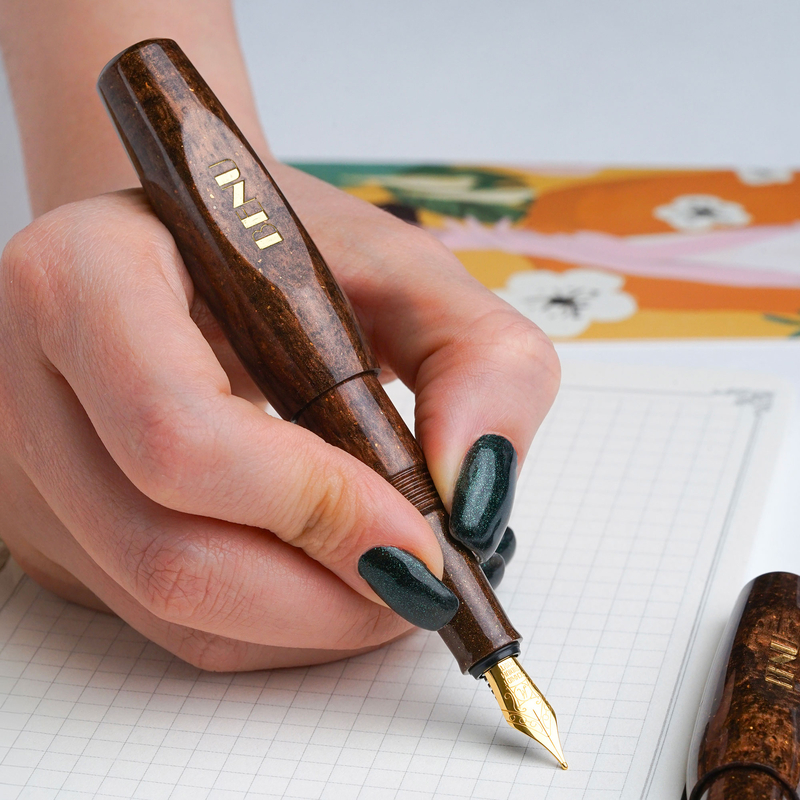 Benu Benu Pixie Fountain Pen Coffee Brown