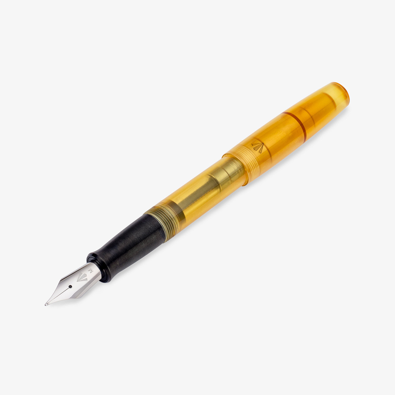 Gravitas Gravitas Entry Fountain Pen Ultem