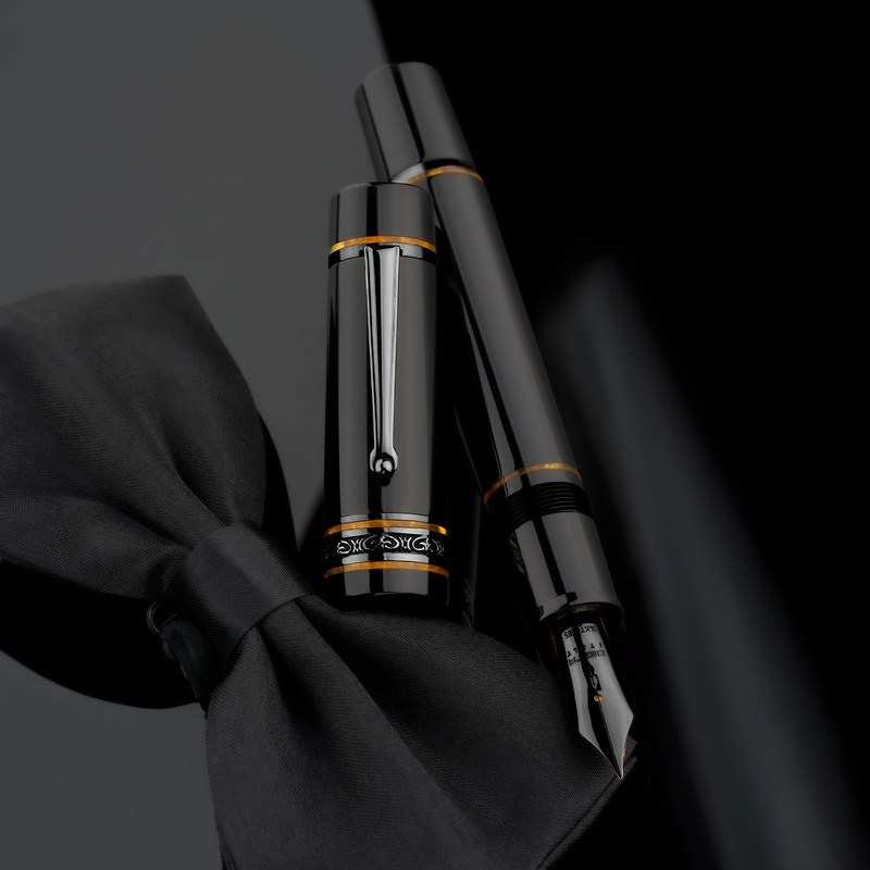 Delta Delta DV Oversize Fountain Pen Soiree & Ruthenium