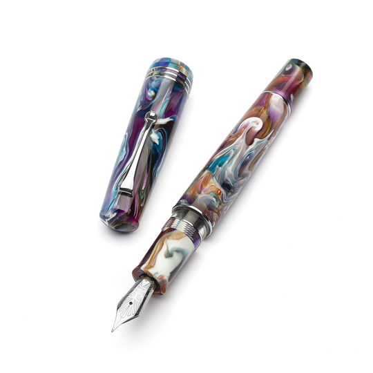 Leonardo Momento Zero Grande 2.0 Fountain Pen Primary Manipulation 1 Vesuvio