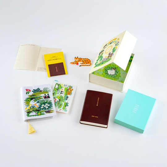 Hobonichi 5 Year Techo A6 Gift Edition iyo okumi: haconiwa (2026-2030)