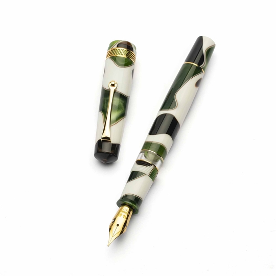 Leonardo Momento Magico Fountain Pen Leaf & Gold