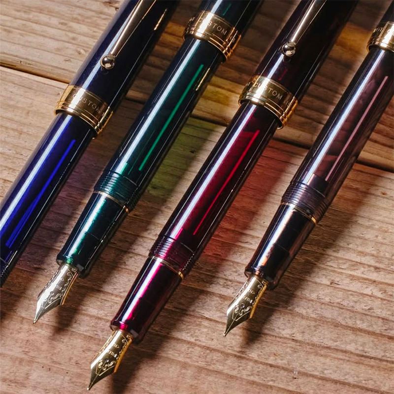 Pilot Pilot Custom NS World Voyage Penna Stilografica Ruby Red