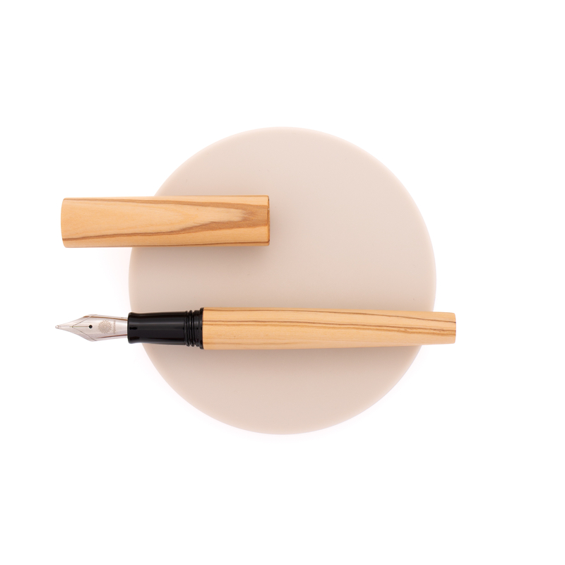 Wancher Wancher Sekai World Tree Penna Stilografica Olivo