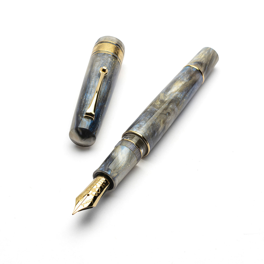 Leonardo Momento Zero Grande 2.0 Fountain Pen Orchid No. 8 Nib 14k Limited Edition