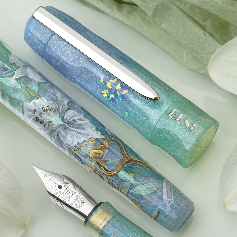 Benu Benu Talisman Fountain Pen White Lily