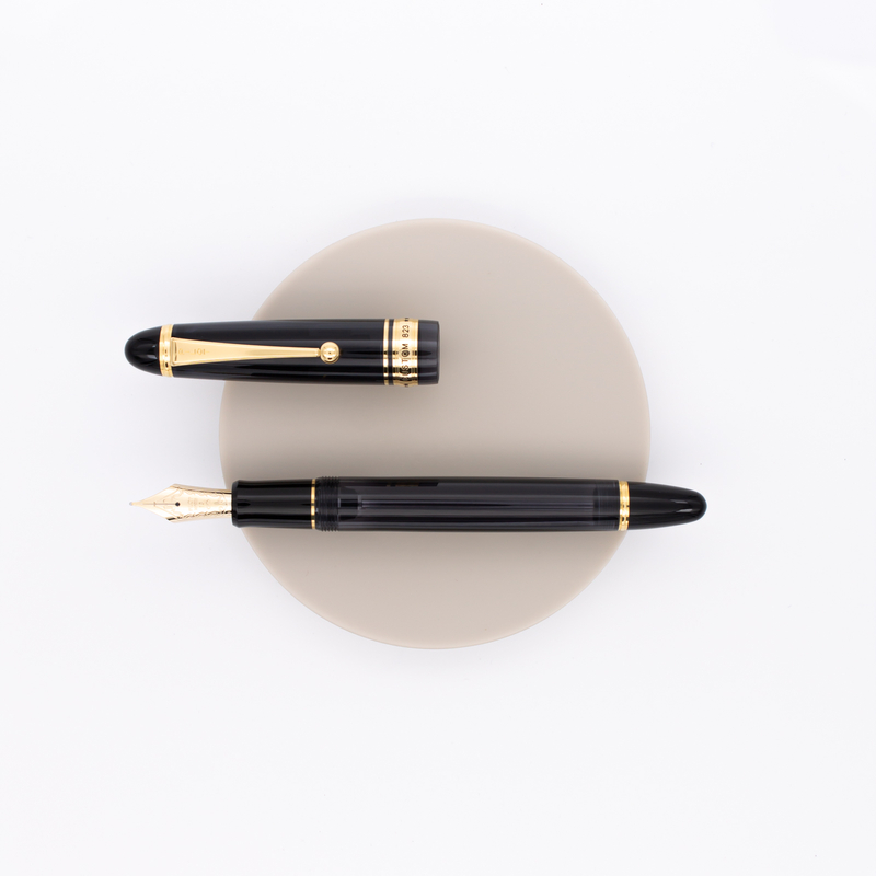 Pilot Custom 823 Penna Stilografica Smoke
